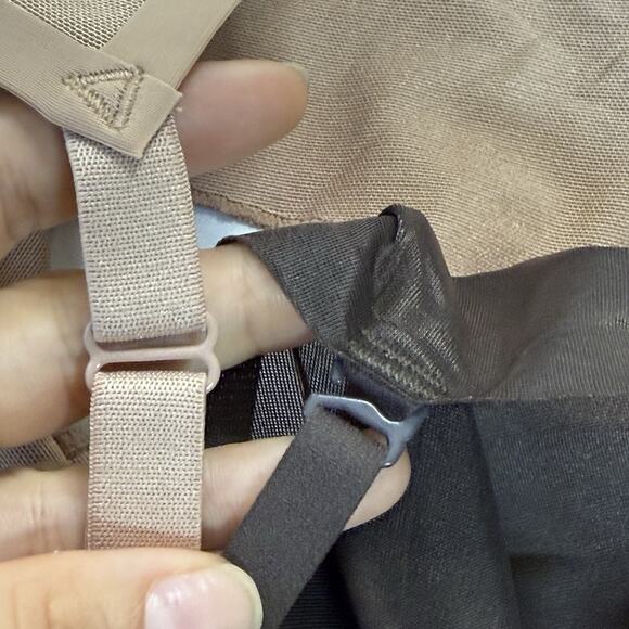 Skims Cami Thong Bodysuit & Low Back Leggings Semi Sheer Size 3X Lot of 3 - Picture 12 of 12